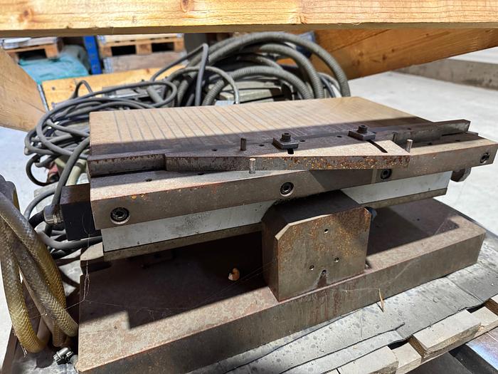 Gebraucht 2 Magnetspannplatten für Flachschleifmaschinen