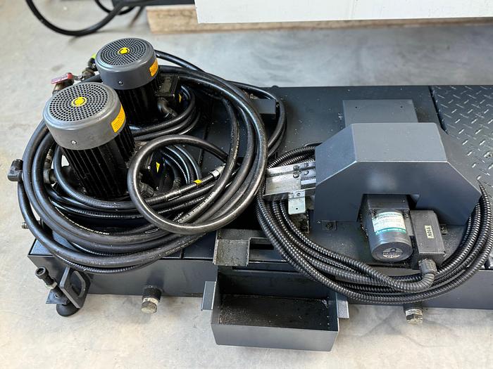 Gebraucht CNC Bearbeitungszentrum POS POSmill B800