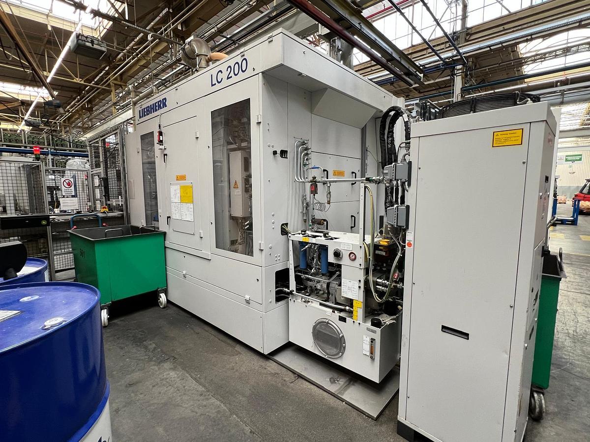 Gebraucht CNC-Wälzfräsmaschine zur Zahnradbearbeitung LIEBHERR LC 200