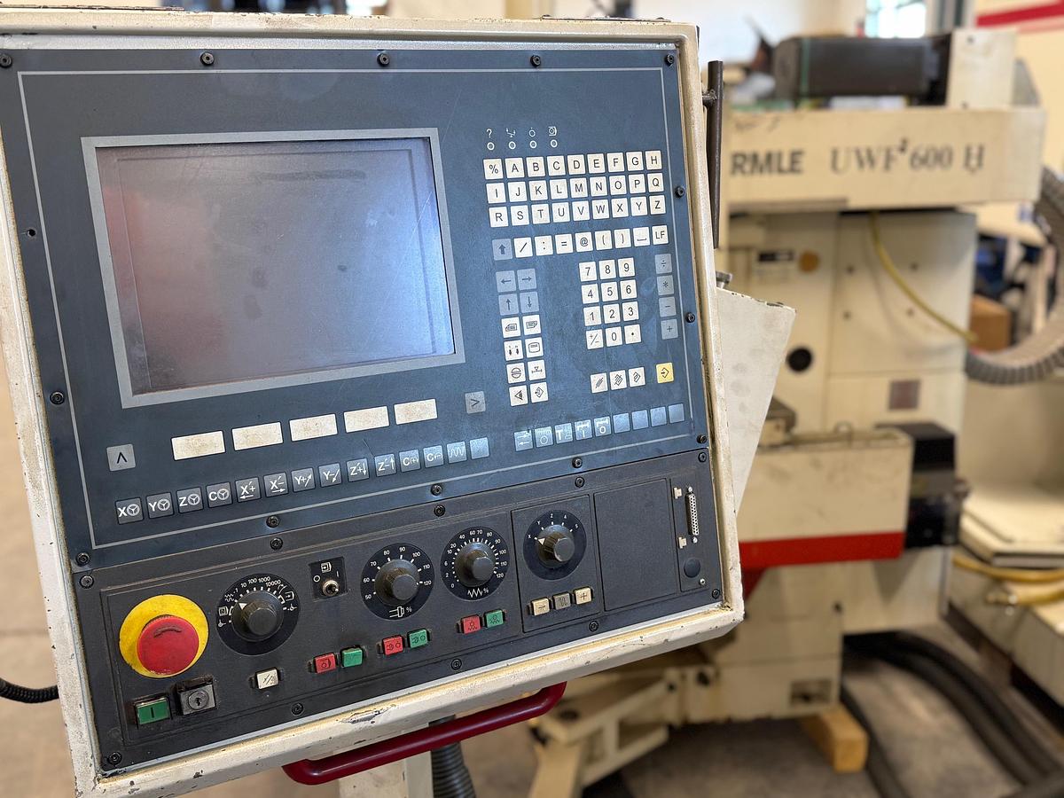 Gebraucht Fräsmaschine Hermle UWF 600 H | SK40 | 3-Achsen Automatik | Präzisionsmaschine