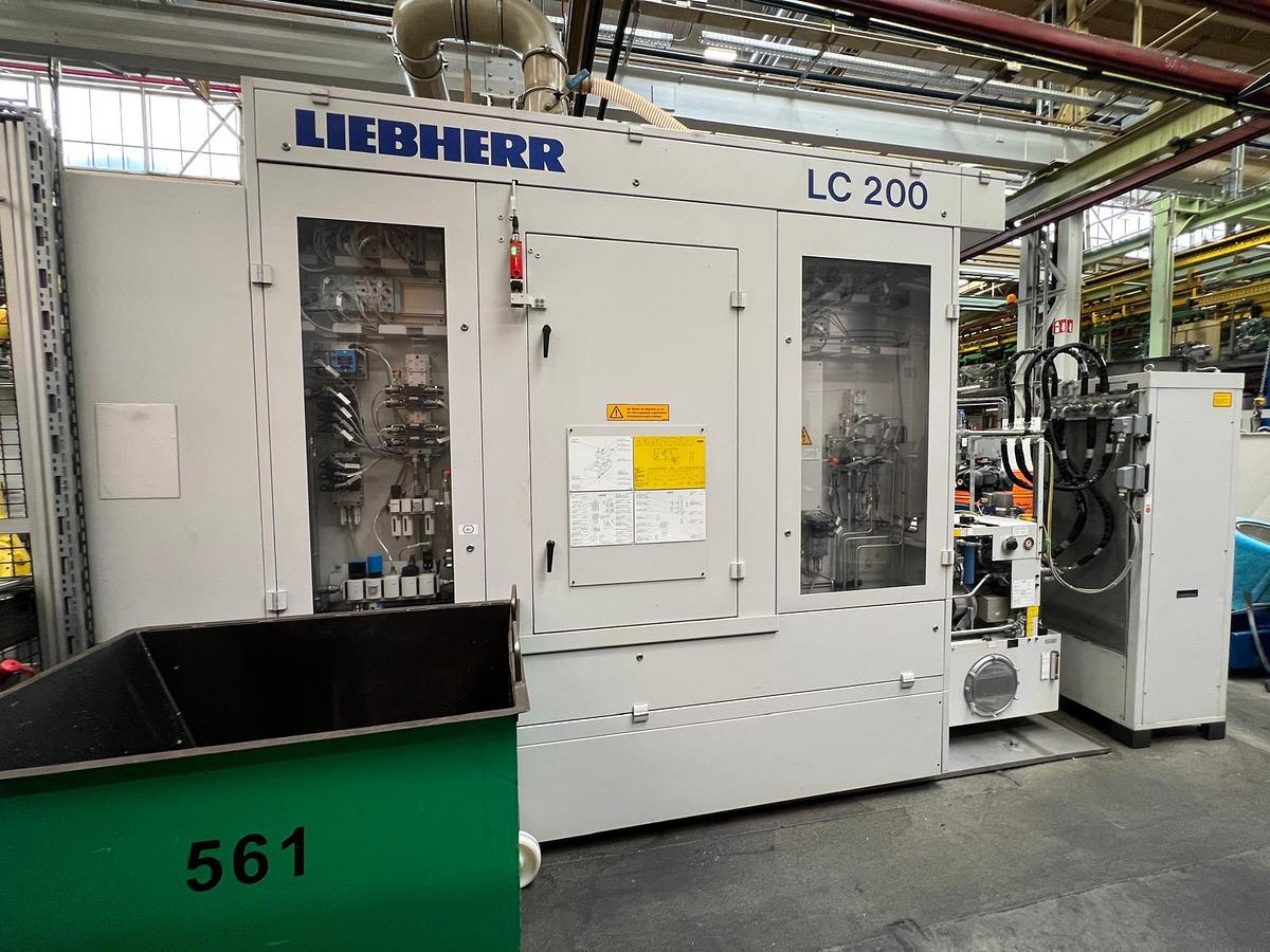 Gebraucht CNC-Wälzfräsmaschine zur Zahnradbearbeitung  LIEBHERR LC 200