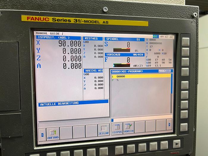 Gebraucht CNC Bearbeitungszentrum STAMA FANUC ROBODRILL MC 021