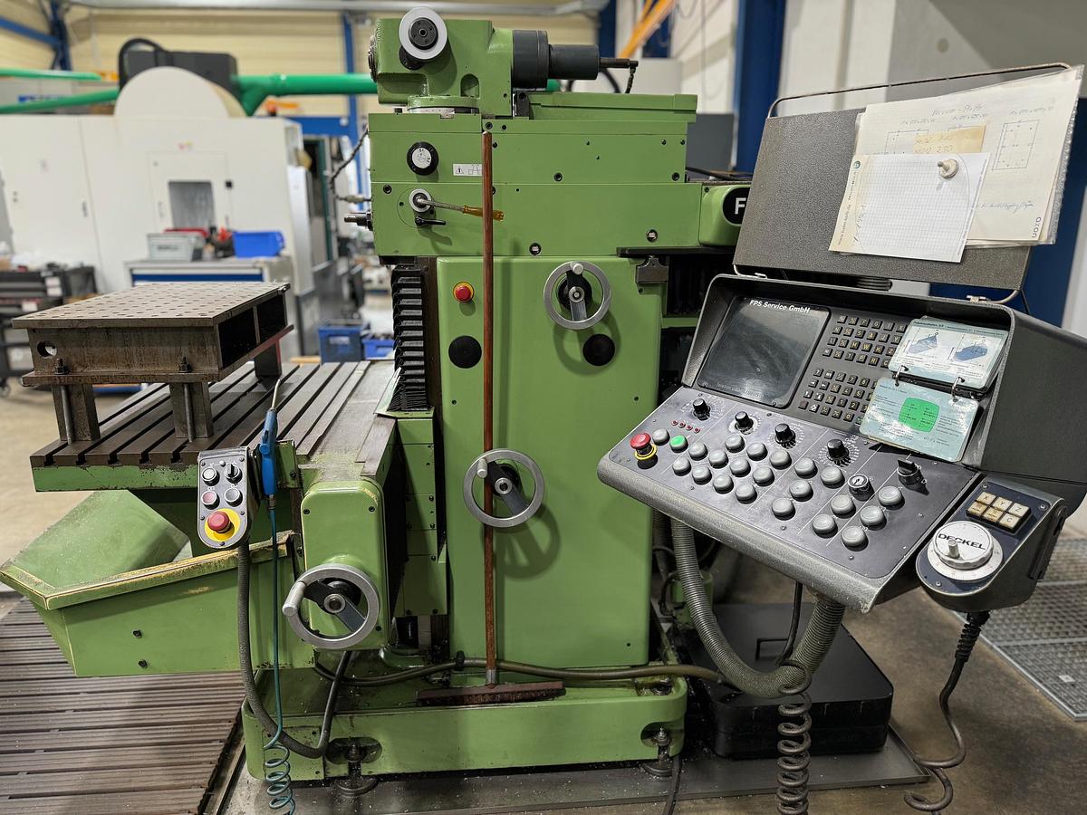 Gebraucht Universalwerkzeugfräsmaschine DECKEL FP4 NC