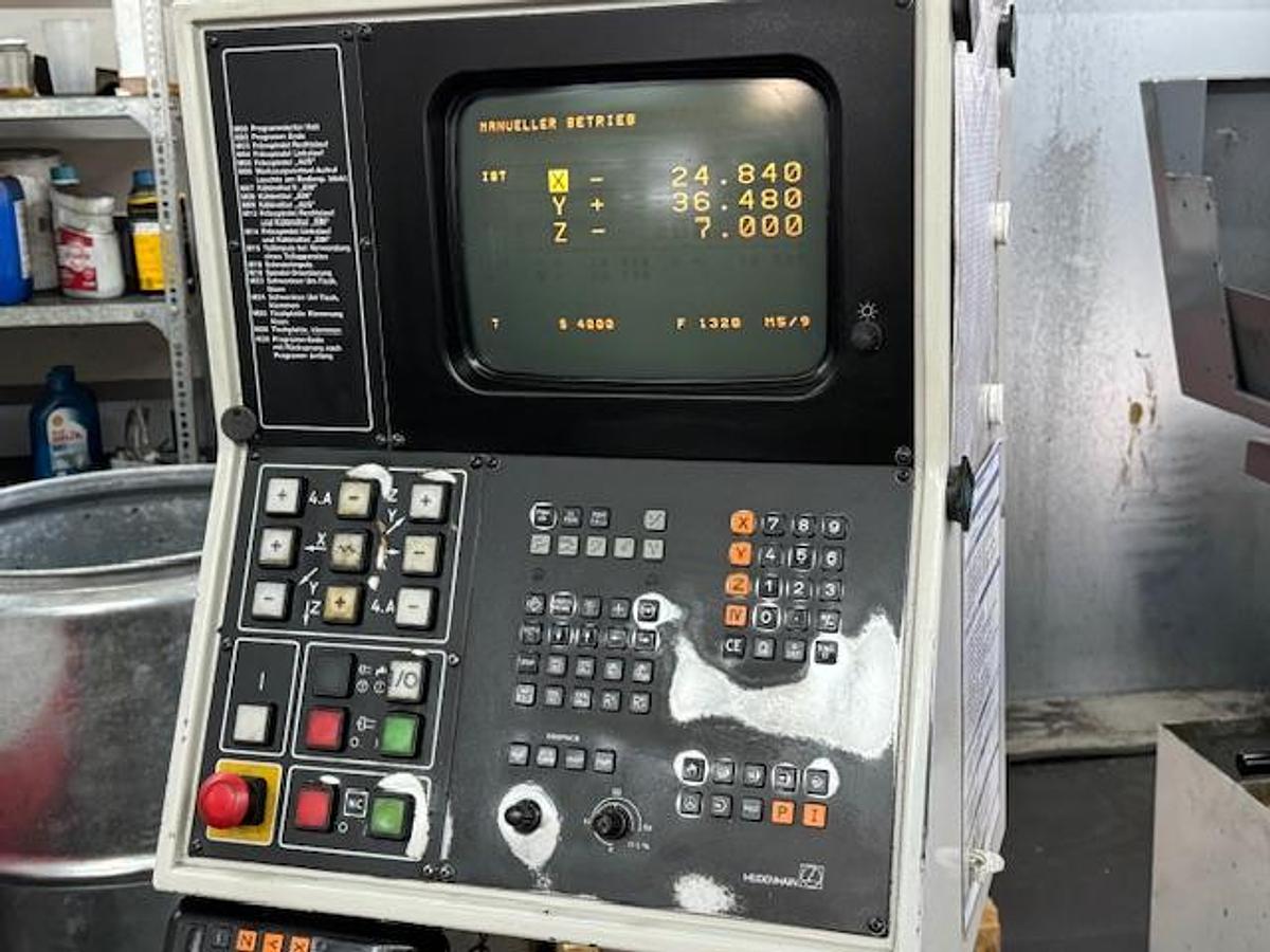 Gebraucht CNC Werkzeugfräsmaschine HERMLE UWF 900 W