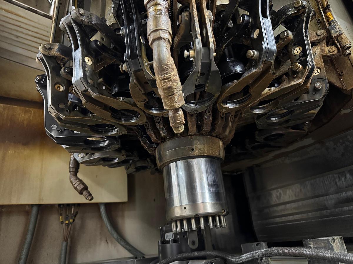 Gebraucht 5-Achsen CNC-Bearbeitungszentrum  CHIRON - FZ 15 S High Speed