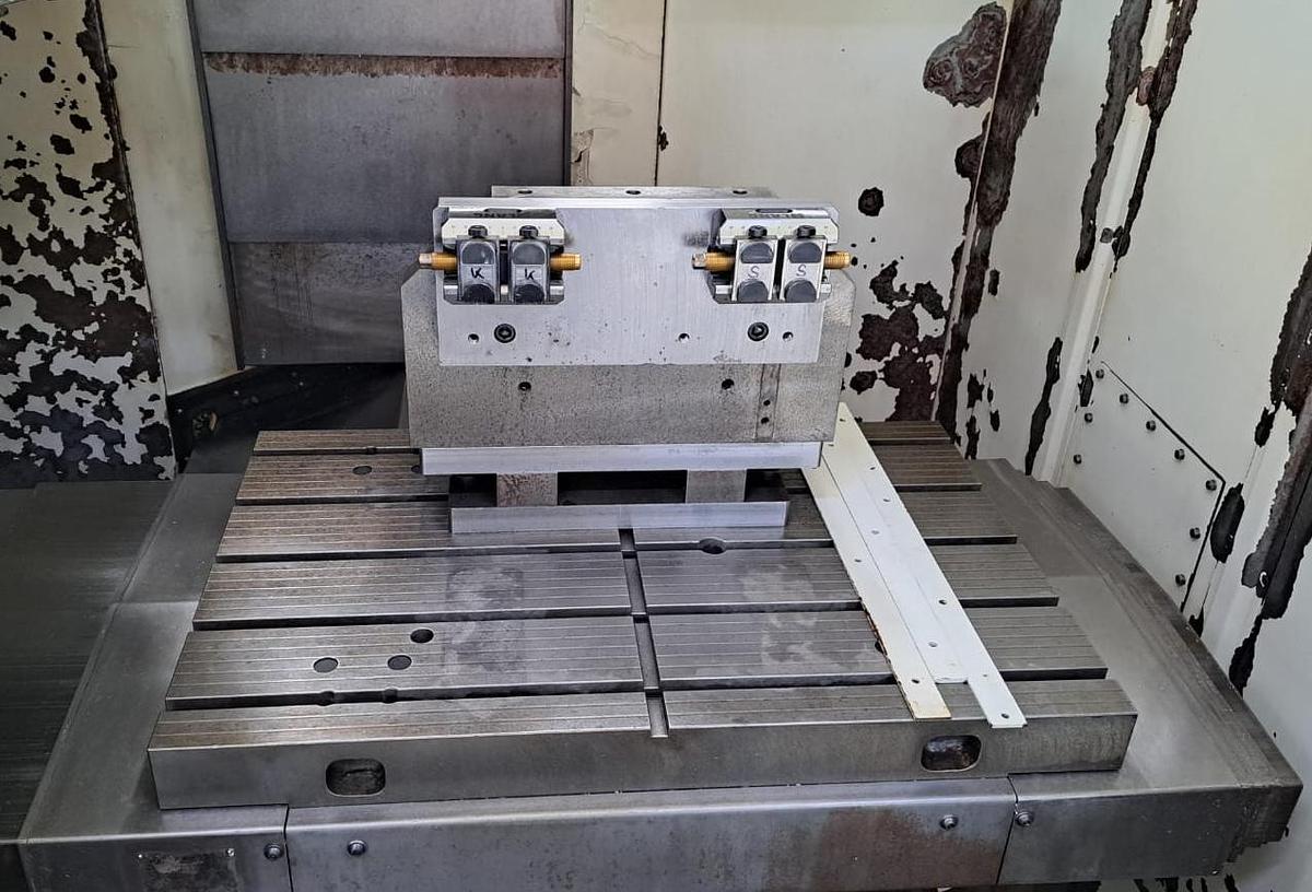 Gebraucht CNC Bearbeitungszentrum DECKEL MAHO DMC 63 V