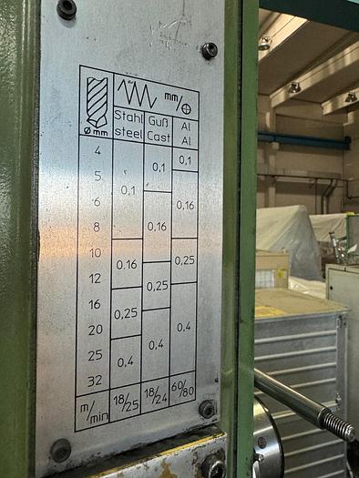 Gebraucht Robuste Säulenbohrmaschine Reform SB 32