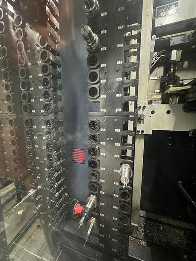 Gebraucht Bearbeitungszentrum - Horizontal MAKINO A55