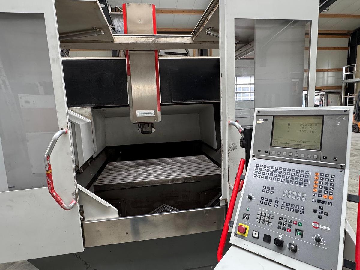 Gebraucht CNC-Bearbeitungszentrum HERMLE C 1200 V