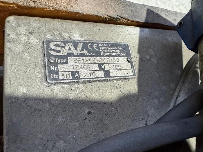 Gebraucht 2 Magnetspannplatten für Flachschleifmaschinen