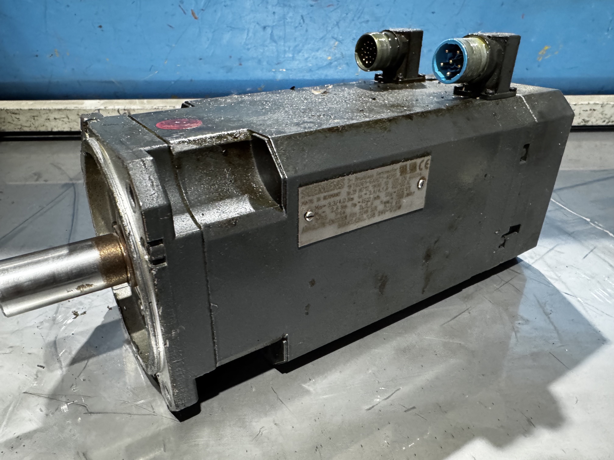 Gebraucht Siemens SIMOTICS 1FT6061-6AH71-4EH0 bürstenlosen Dreiphasen-Synchron-Servomotor