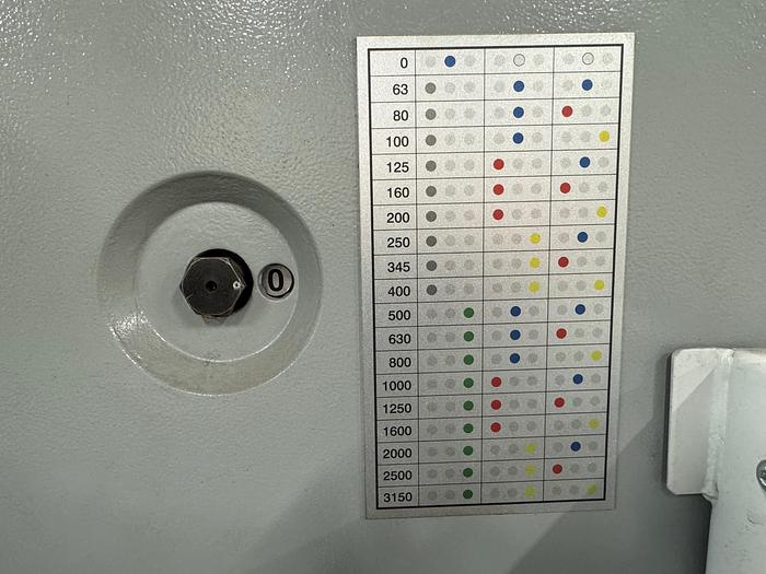 Gebraucht UNIVERSALFRÄS UND BOHRMASCHINE MAHO MH 800 T