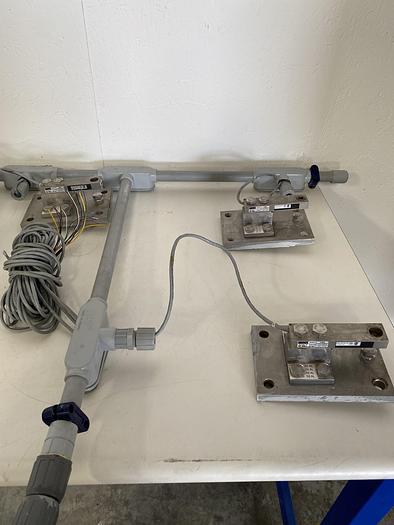 Used T&C  T-201 800 Liter Stainless Steel Mixing Tank w/ Agitator and Load Cells