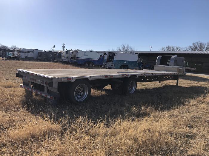 Used 2019 Manac 48 ft step deck trailer