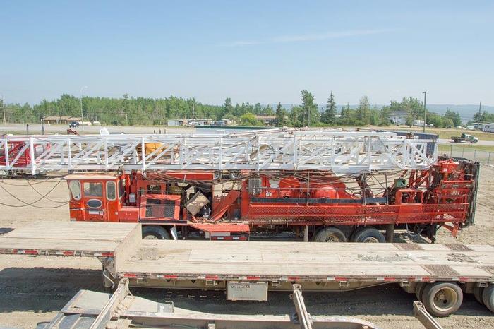 Used MOUNTAIN RIG MR 350