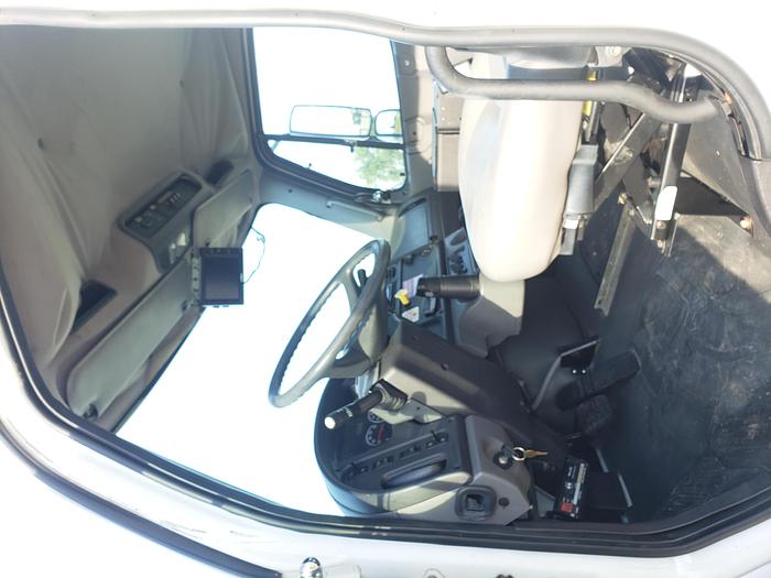 Used LOOK!! 2004 Freightliner FL70 w/ Altec TA37M Bucket Truck