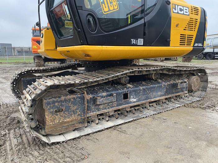 Usato 2018 JCB JS130 LC