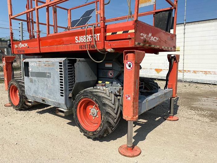 Used 2014 SKYJACK SJ6826RT
