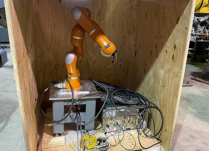 Used KUKA LBR IV 6 AXIS COLLABORATIVE ROBOT WITH LR-CONTROLLER 