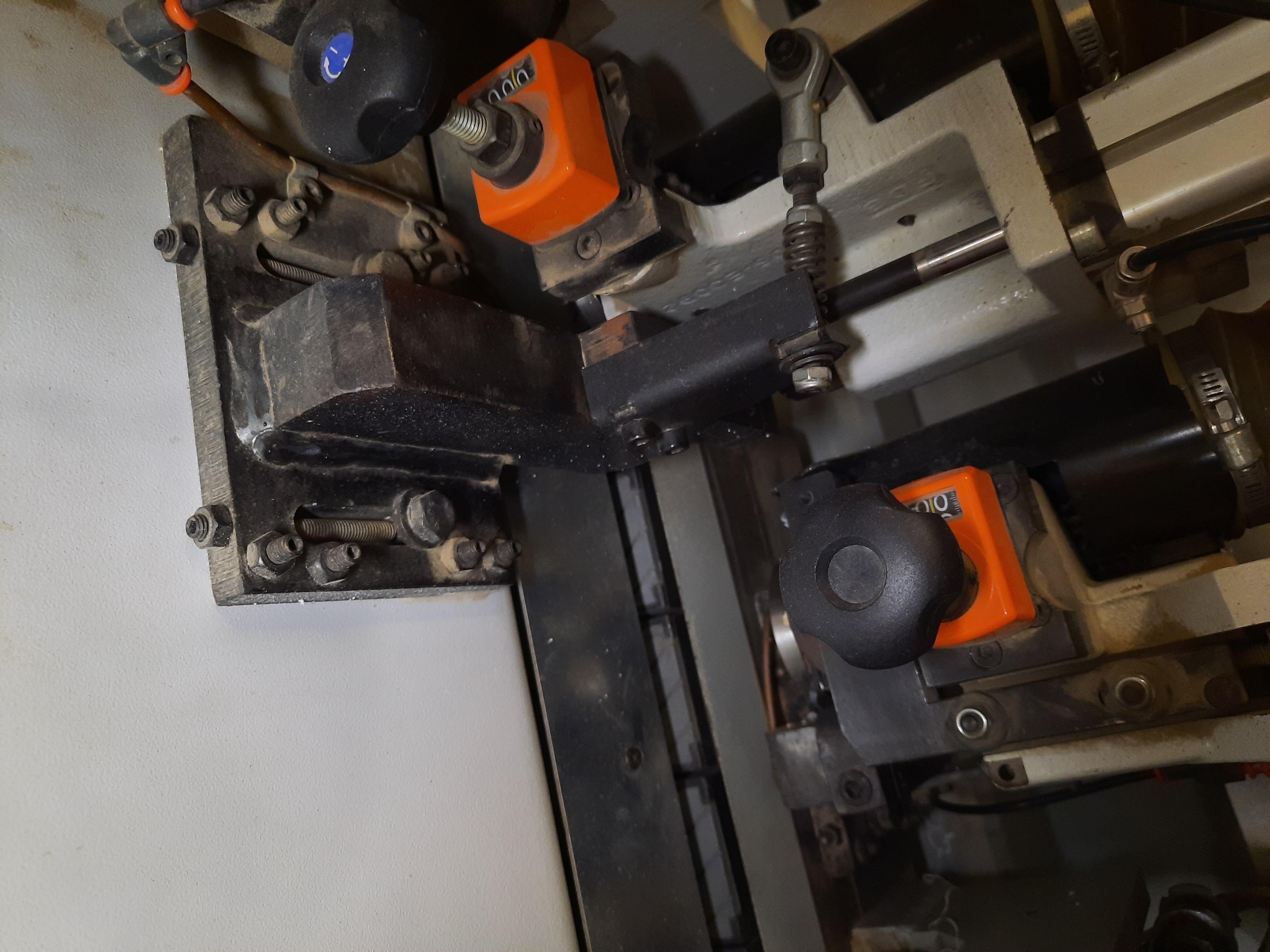 Used Biesse Akron 440 - Edgebanding - 2008