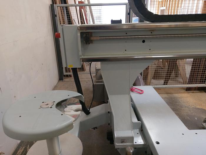 Used Weeke BHP 200 CNC Router