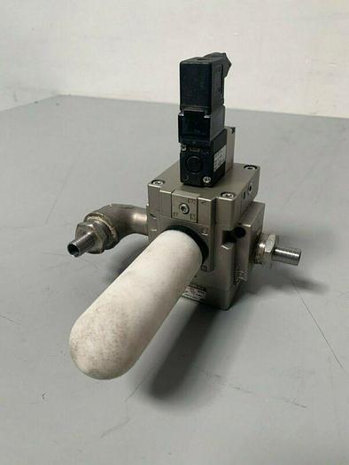 Used SMC VG342-5DZ-06NA 3 Port Poppet Tyle Valve w/ SMC V0307-5DZ1-X84 Solenoid Valve