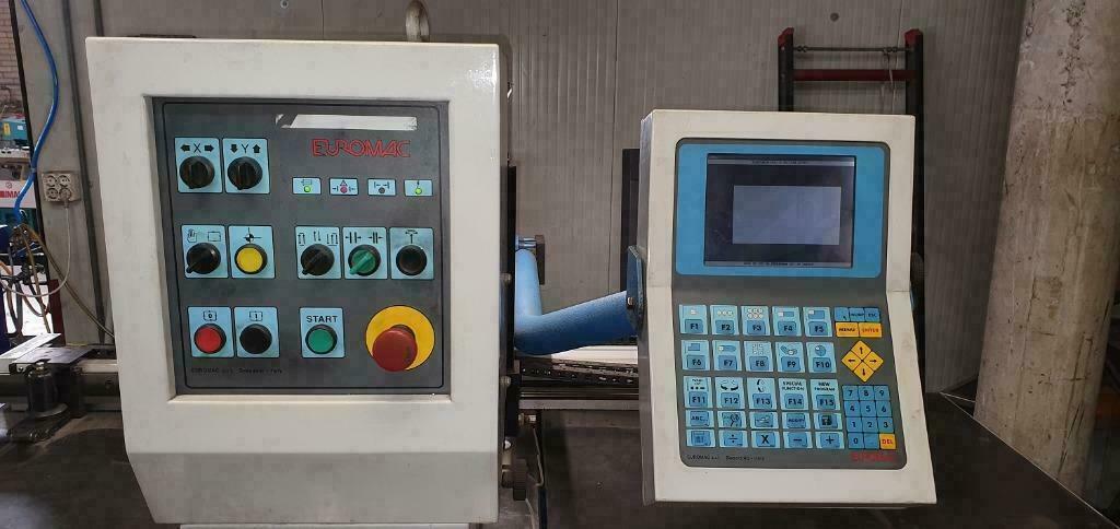 Gebruikt 1995 Euromac CX 750/30 CNC