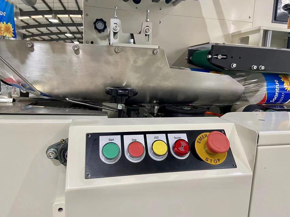 Automatic Single Roll Toilet Paper Packing Machine ZB530