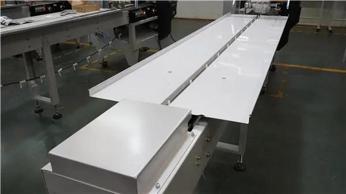 SZ180 Horizontal Packaging Machine