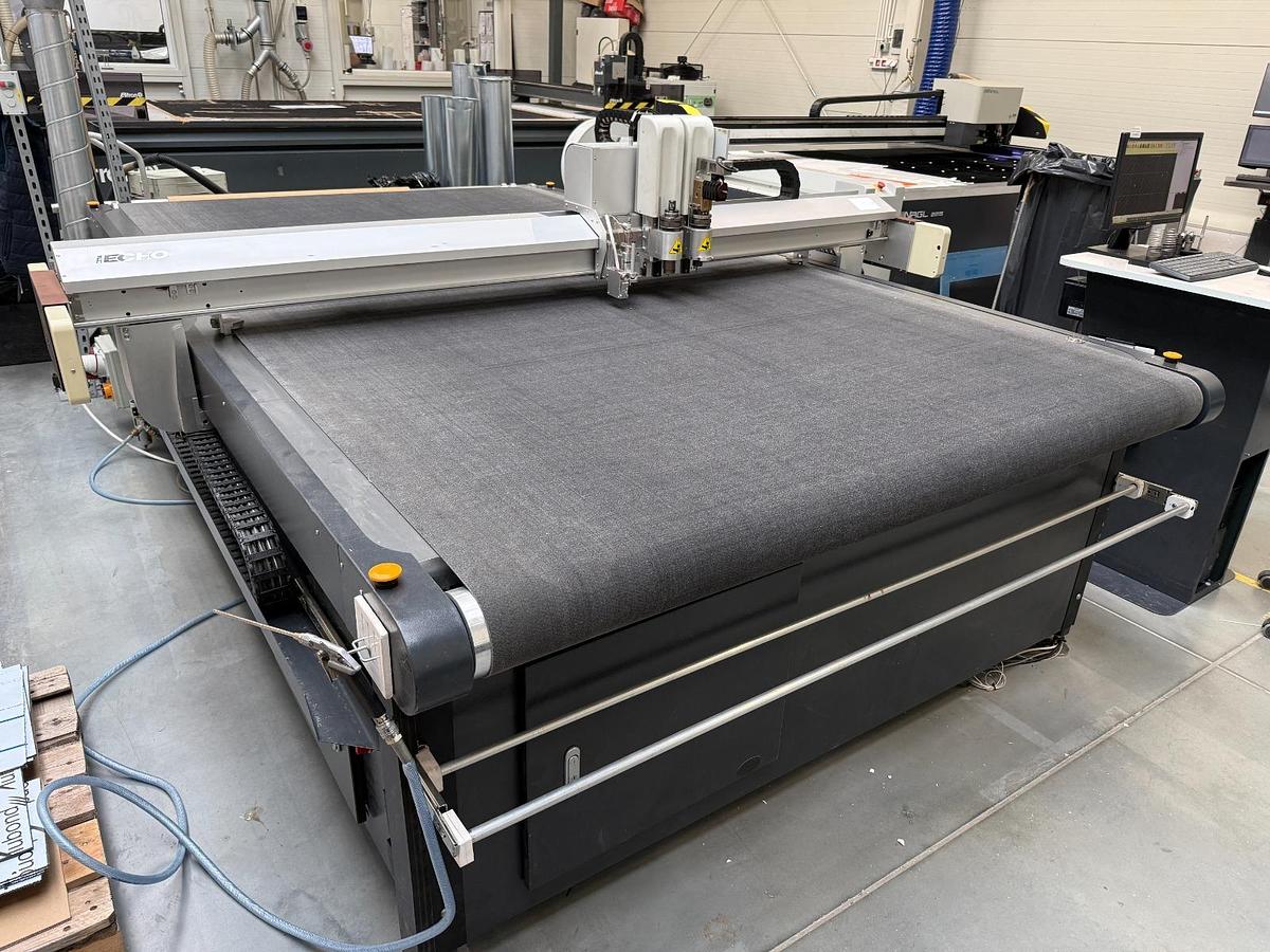 Used iECHO BK3-2517 Digital Cutting Machine 2500×1700 mm with Router & CCD (2018)