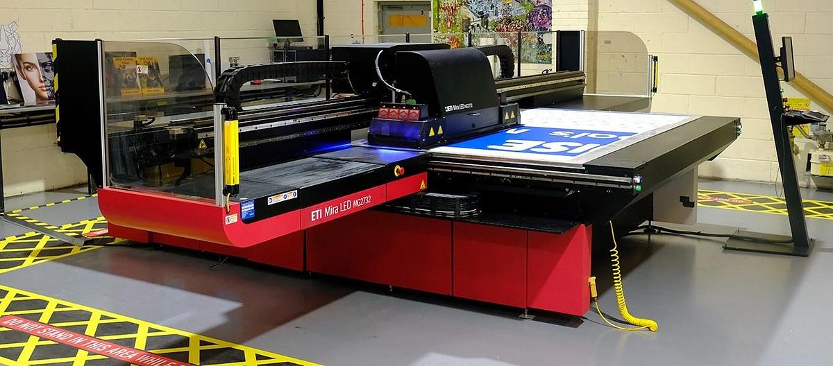 Used Agfa Jeti Mira UV Flatbed Printer 2016 7 Color CMYK Lc Lm White Gloss Varnish 2.6 x 3.2 m