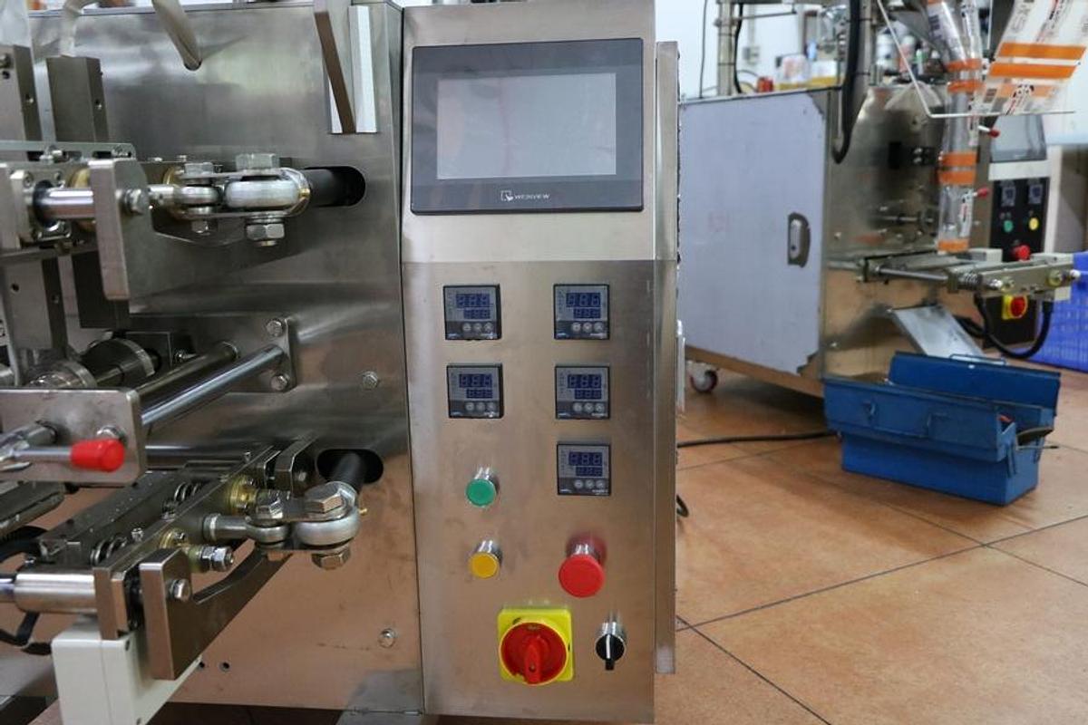 Black tea powder packaging machine