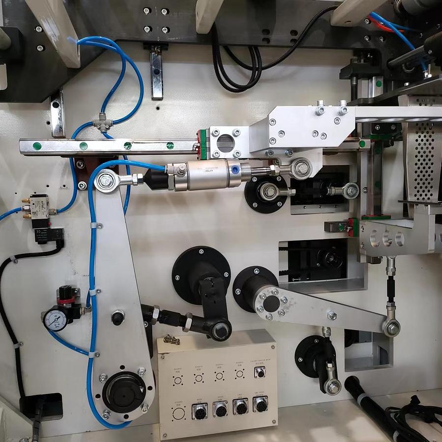 High Speed Tissue Paper Packing Machine ZB300HG