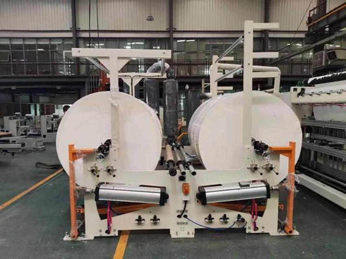 Tissue Paper Folding Machine