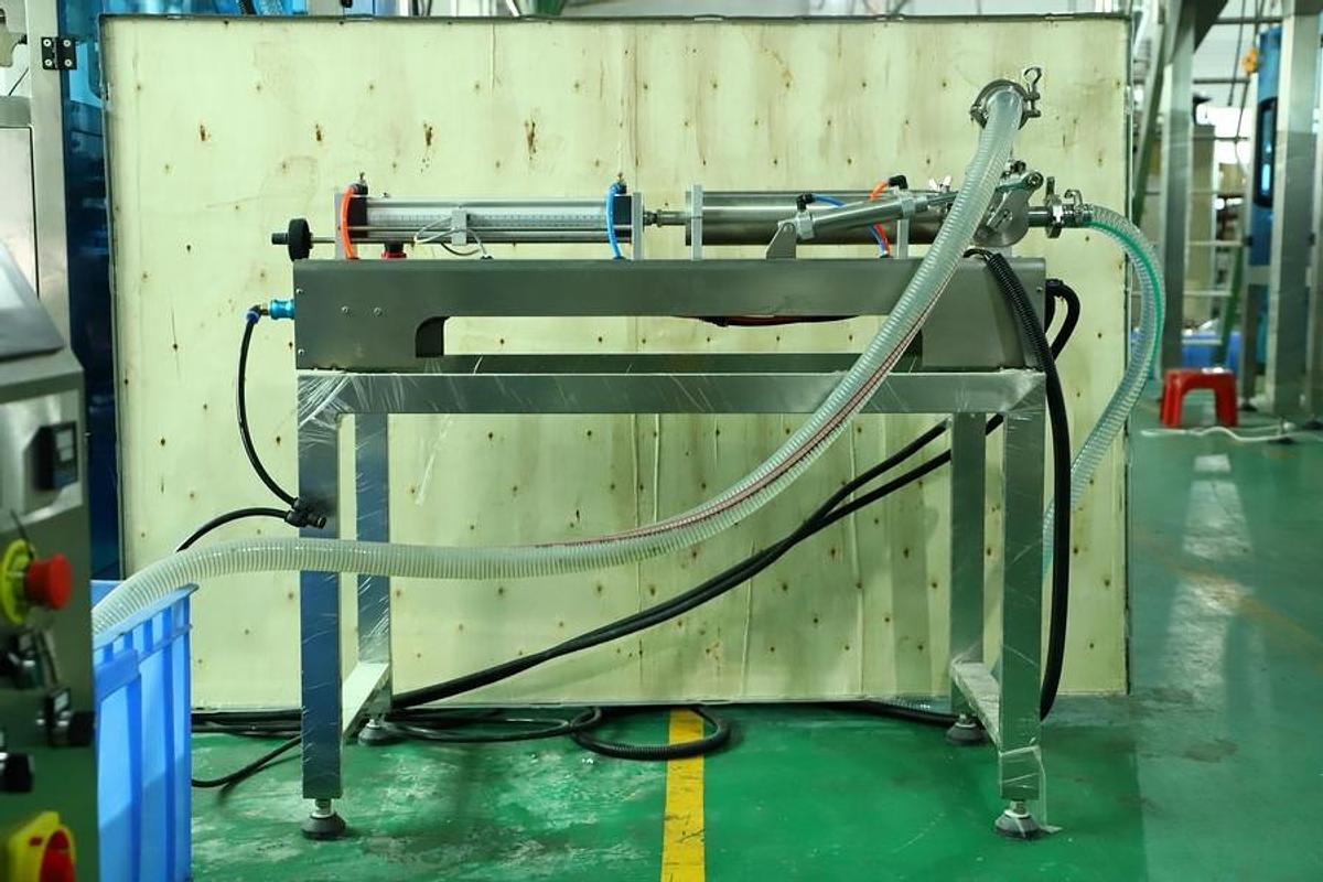 Ice bag packaging machine