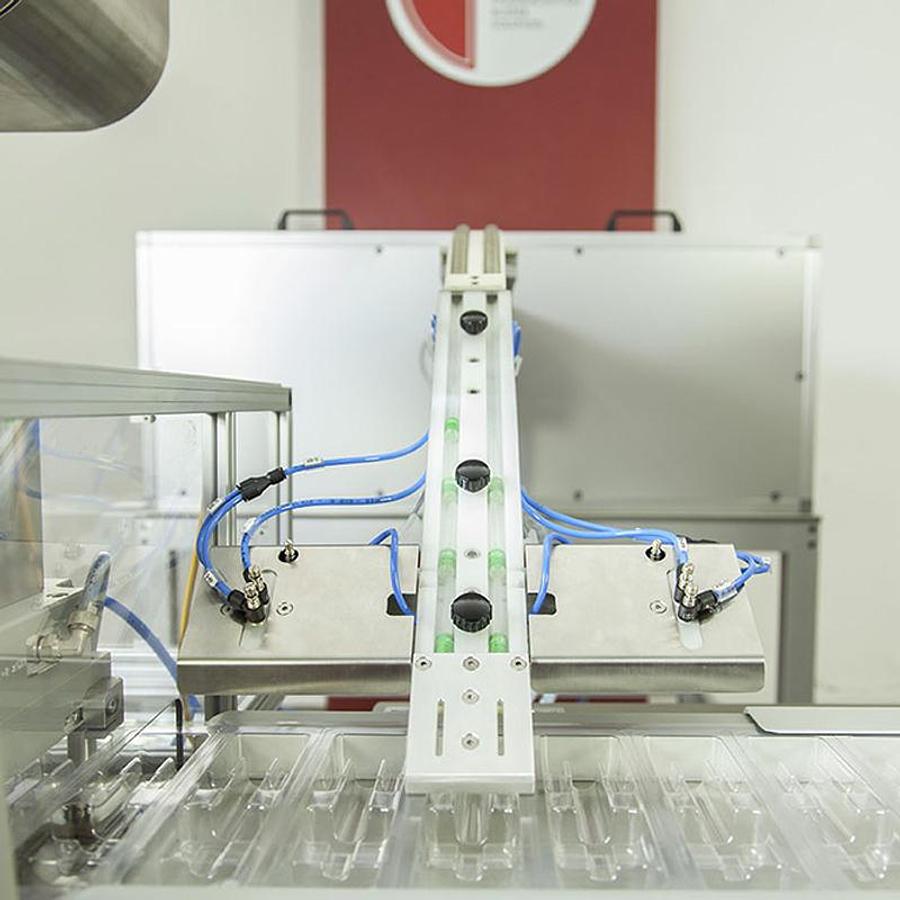 Automatic Thermoforming Machine for Medical Items