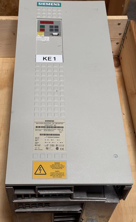 Siemens Simovert DC Inverter: 6SE7026-0TD51-1AA1-Z