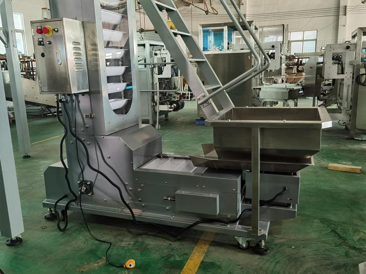 Mushroom packaging machine