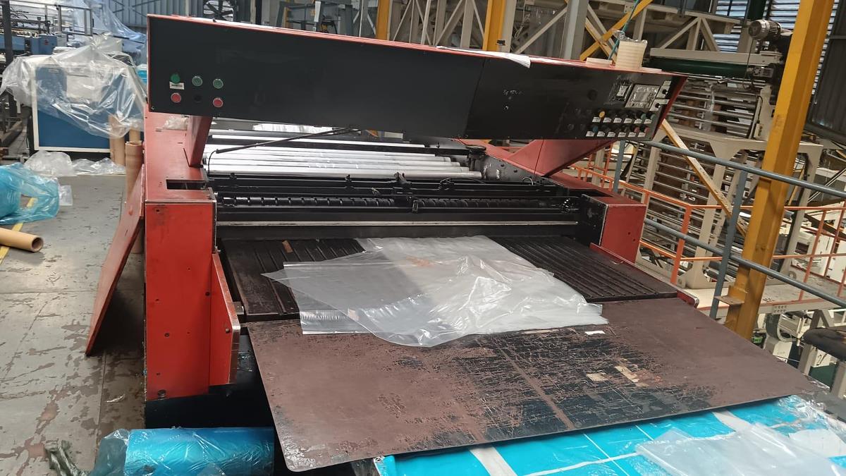 Used Arvor Bottom Seal Bag Making Machine 1200 mm 150 m/min PLC