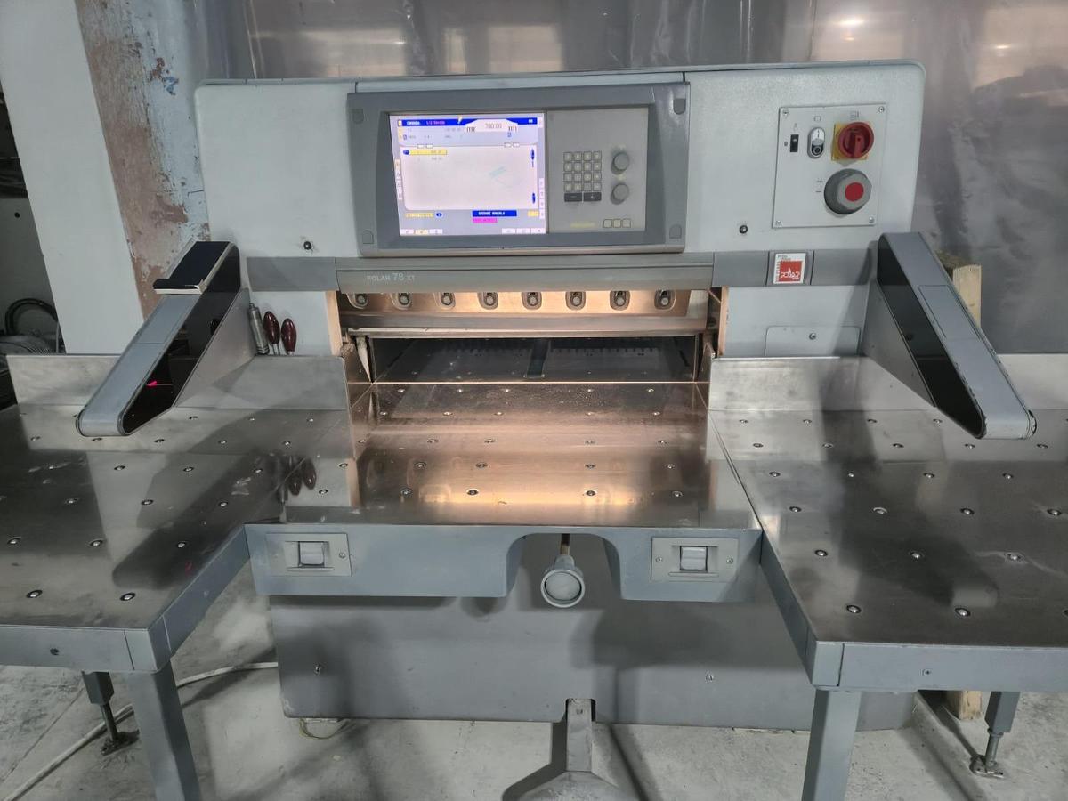 Used Polar 78 XT (2006) | 78 cm Programmable Paper Guillotine Cutter