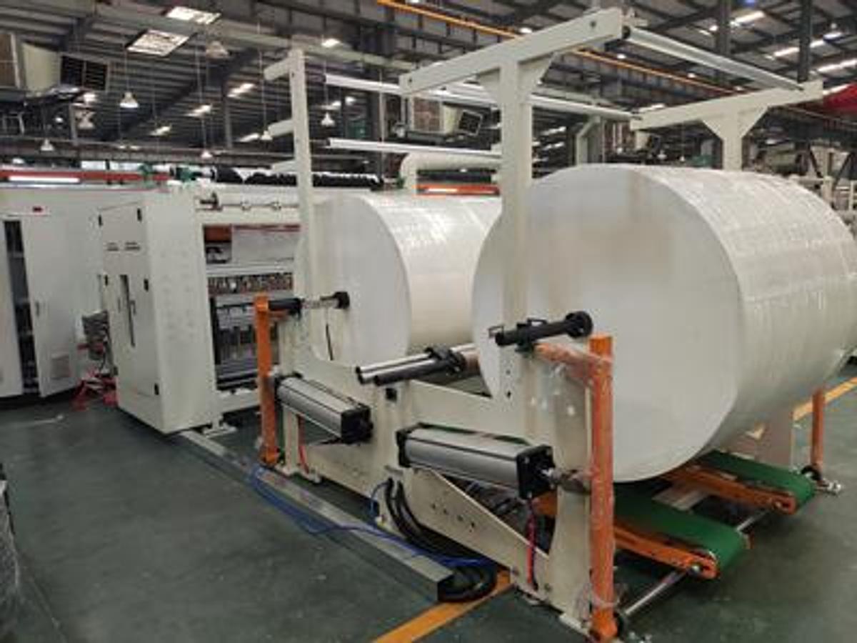 Tissue Paper Folding Machine