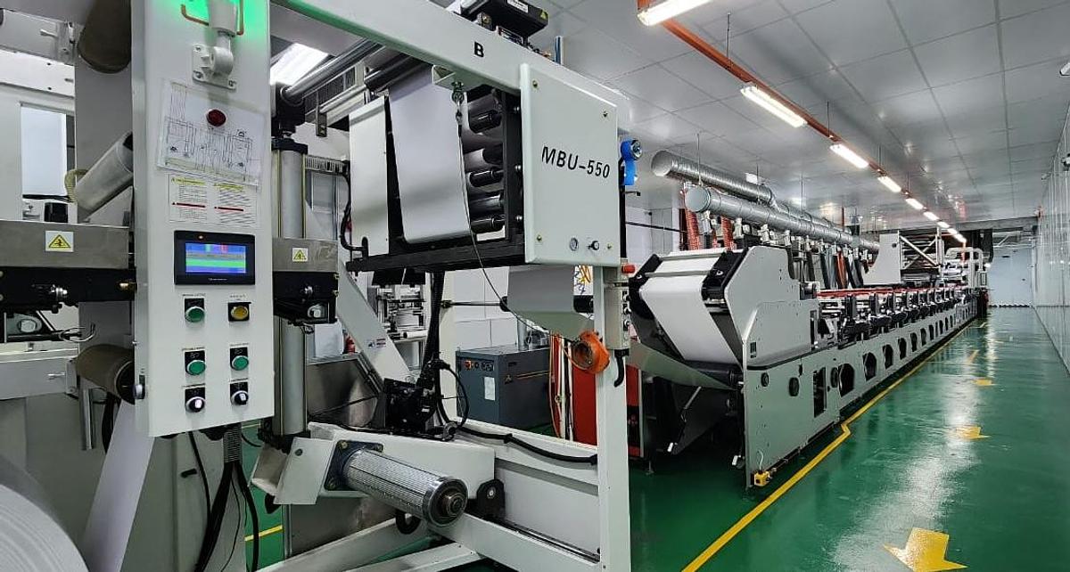 Used EDALE FL 5 – Narrow-Web Flexographic Label Printing & Converting Line, 14 Flexo Units + 1 Rotary Screen Unit, 200 m/min, GEW E2C UV Curing 140 W/cm, Jumbo Unwind/Rewind 1,250 mm / 800 kg