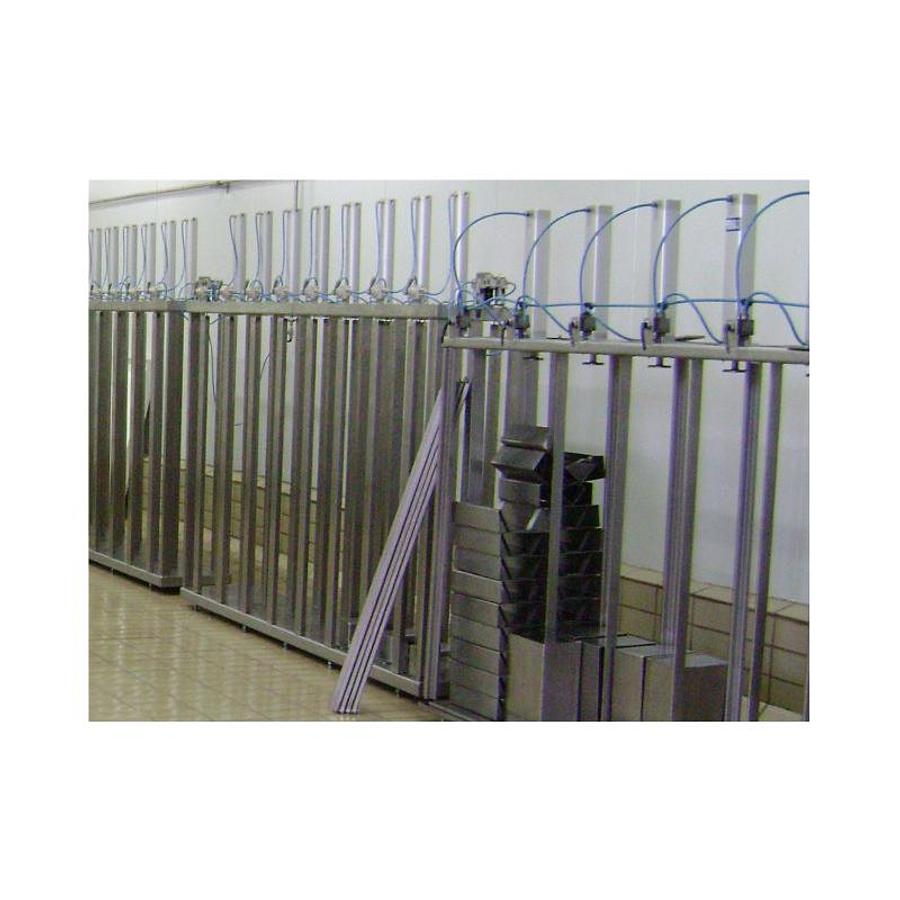 Plants for the production of hard, semi-hard and soft cheeses