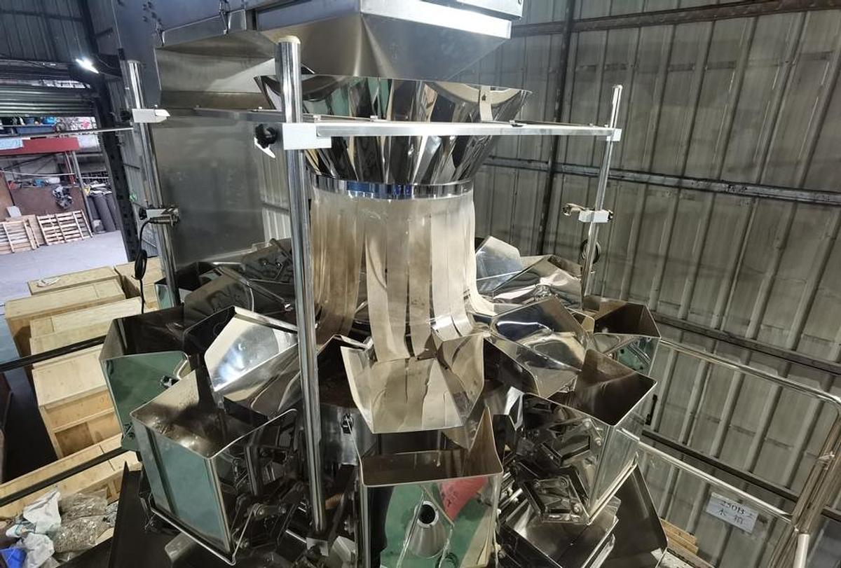 French fries packaging machine