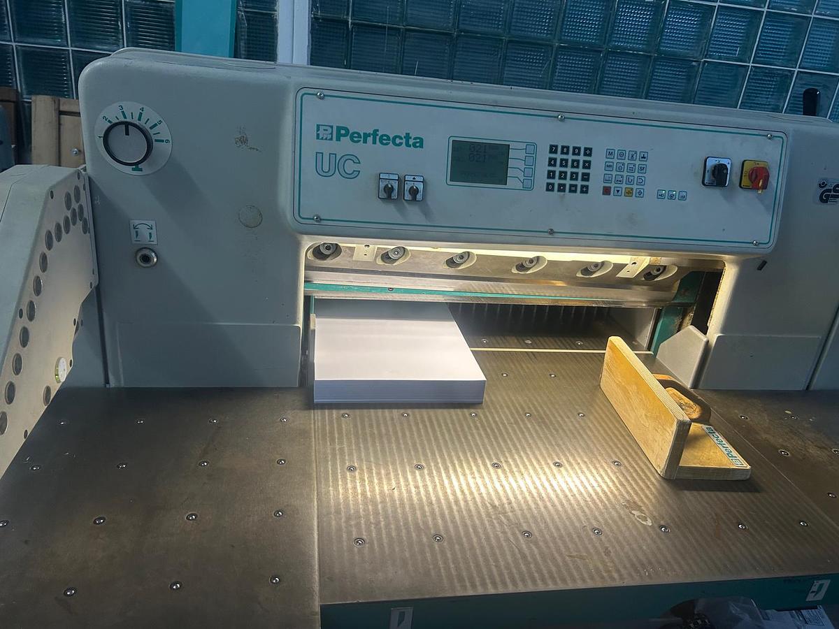 Used Perfecta 76 UC