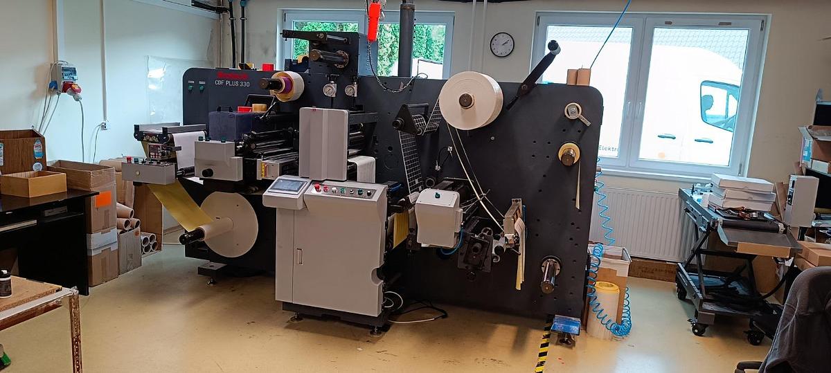 Used BROTECH CDF330+ – Industrial Semi-Rotary & Full-Rotary Label Finishing Machine, 340 mm Web Width, 330 mm Die-Cutting Width, 120 m/min, UV Curing, Cold Foil, Slitting & Dual-Shaft Rewinding