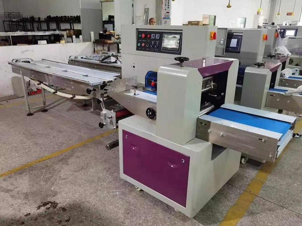 Waffle packaging machine