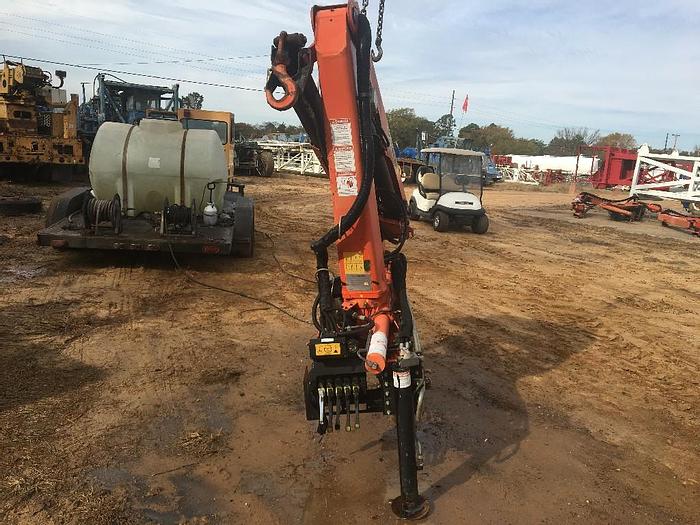 Used PK 6001 Performance
Technical Specifications (EN 12999 H1-B3)
Max. lifting moment 5.4 mt/53.0 kNm 39080 ft.lbs
Max. lifting capacity 3300 kg/32.4 kN 7280 lbs
Max. hydraulic outreach 11.2 m 36? 9??
Max. manual outreach 12.9 m 42? 4??
Slewing ...