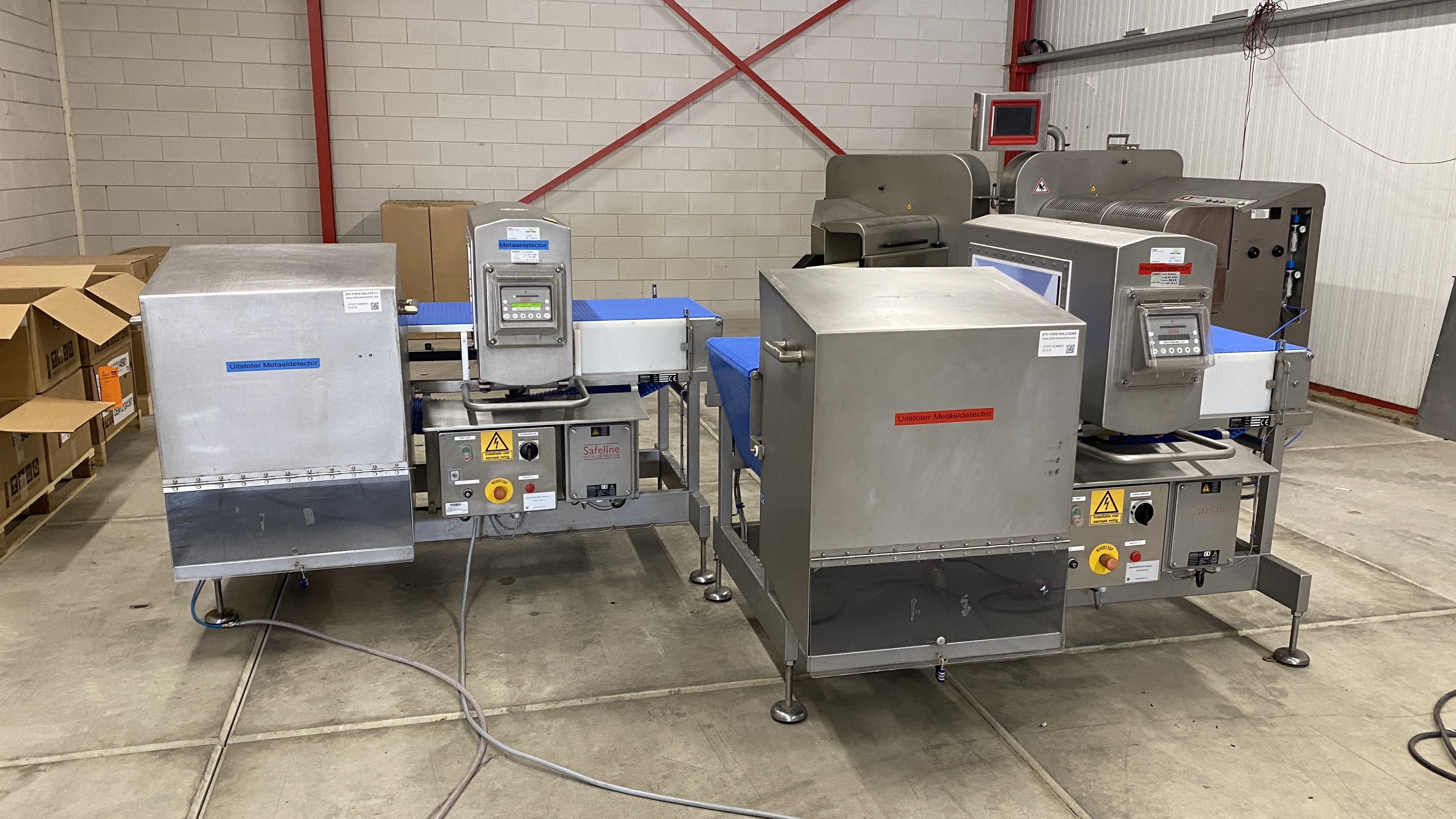 Used Safeline metaldetector for bulk