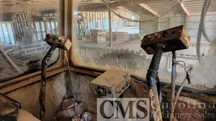 Used Hurdle Sawmill with Vertical Edger